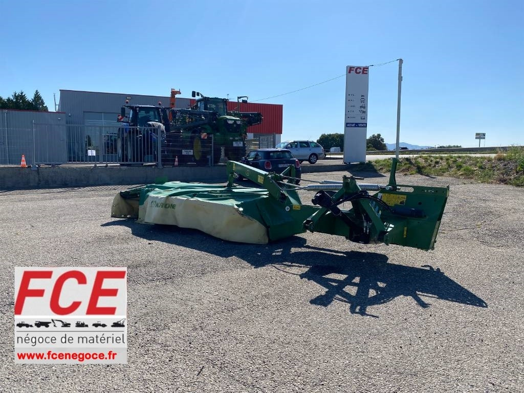 Krone EASY CUT R360 endommagé - Fűkasza: 1 kép. Krone EASY CUT R360 endommagé - Fűkasza: 1 kép.