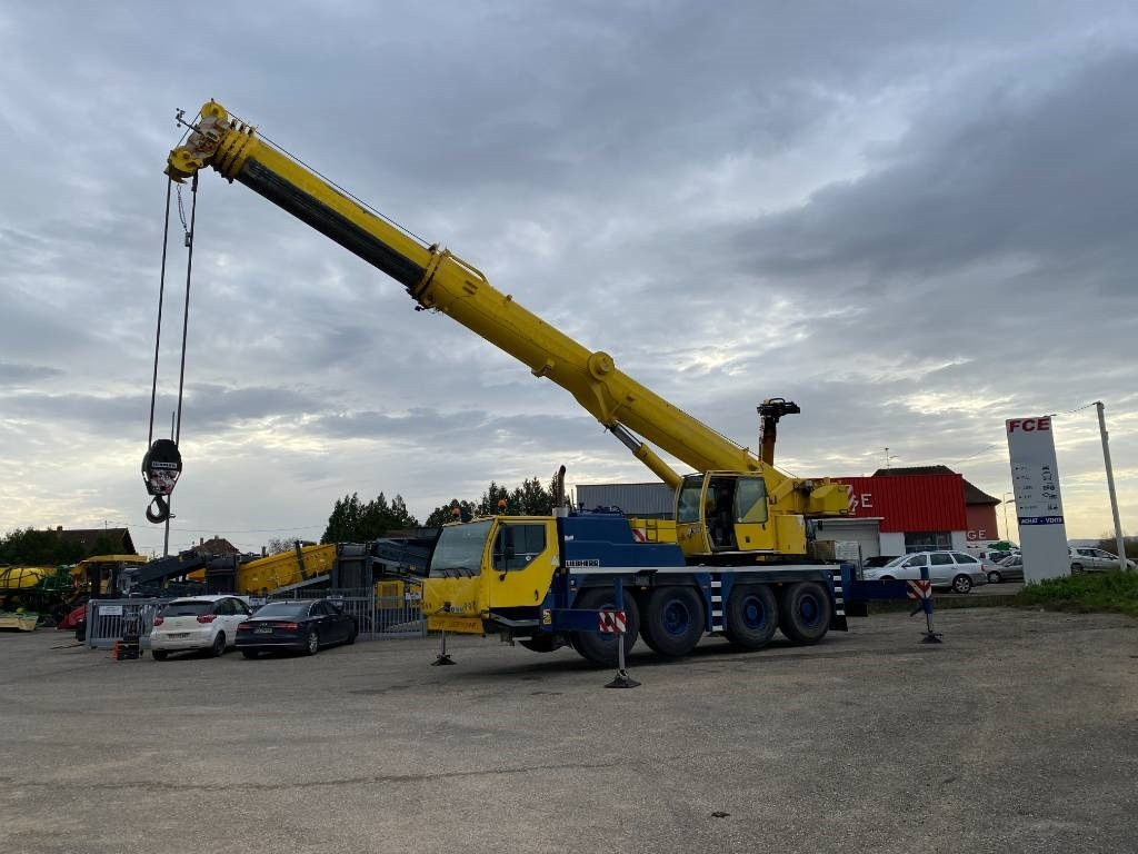 Liebherr LTM 1070 *ACCIDENTE*DAMAGED*UNFALL* - Autódaru: 3 kép. Liebherr LTM 1070 *ACCIDENTE*DAMAGED*UNFALL* - Autódaru: 3 kép.