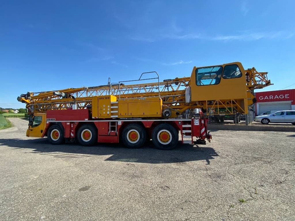 Liebherr MK 88 Certificat CE / 1er Main endommagée - Autódaru: 5 kép. Liebherr MK 88 Certificat CE / 1er Main endommagée - Autódaru: 5 kép.