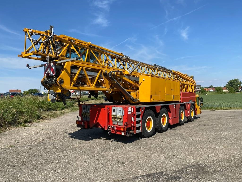 Liebherr MK 88 Certificat CE / 1er Main endommagée - Autódaru: 4 kép. Liebherr MK 88 Certificat CE / 1er Main endommagée - Autódaru: 4 kép.