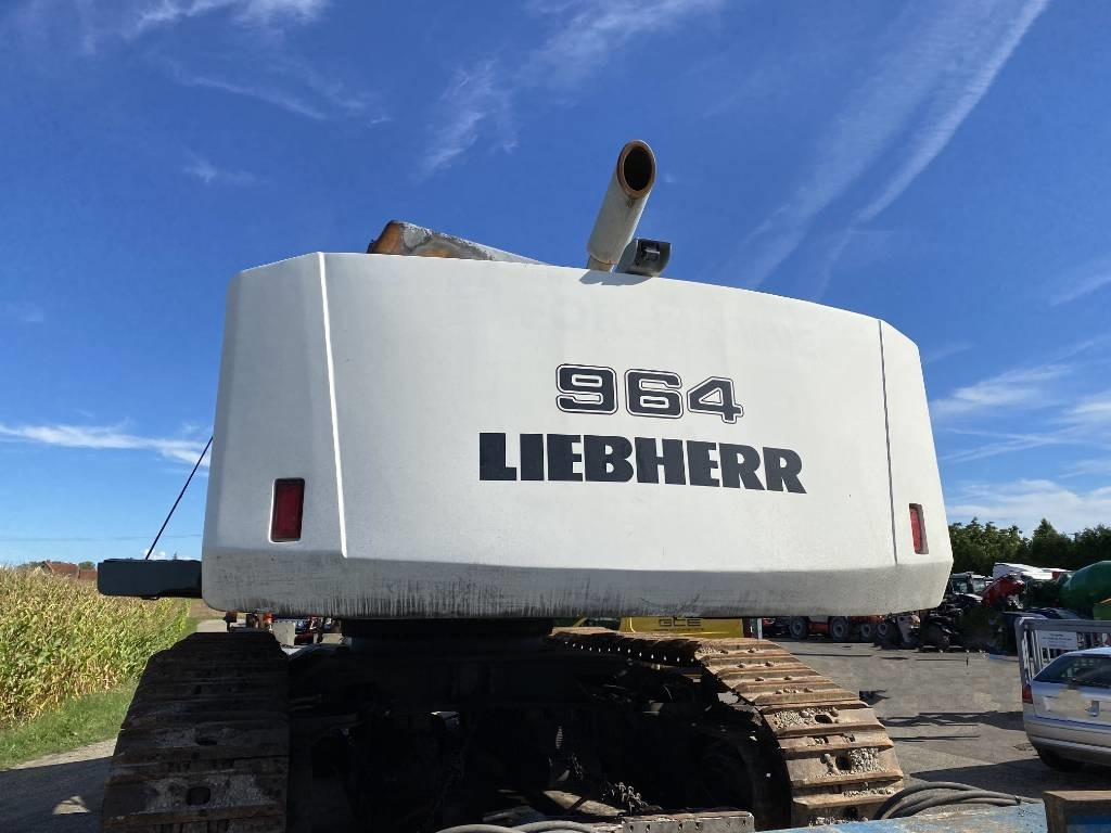 Liebherr R964C LCV LITRONIC 2013 Vente en pièces détachée - Darugém - Építőipari gépek: 3 kép. Liebherr R964C LCV LITRONIC 2013 Vente en pièces détachée - Darugém - Építőipari gépek: 3 kép.