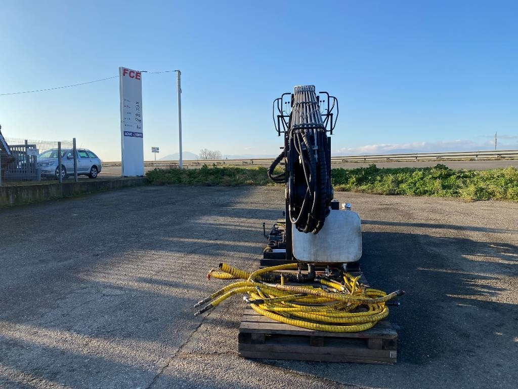 Loglift F281S-86 a réparer - Rakodódaru: 2 kép. Loglift F281S-86 a réparer - Rakodódaru: 2 kép.