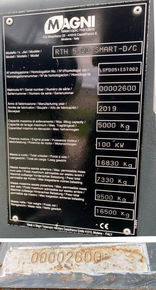 Teleszkópos homlokrakodó Magni RTH 5.23 SMART-D/C 1er Main endommagé: 11 kép.