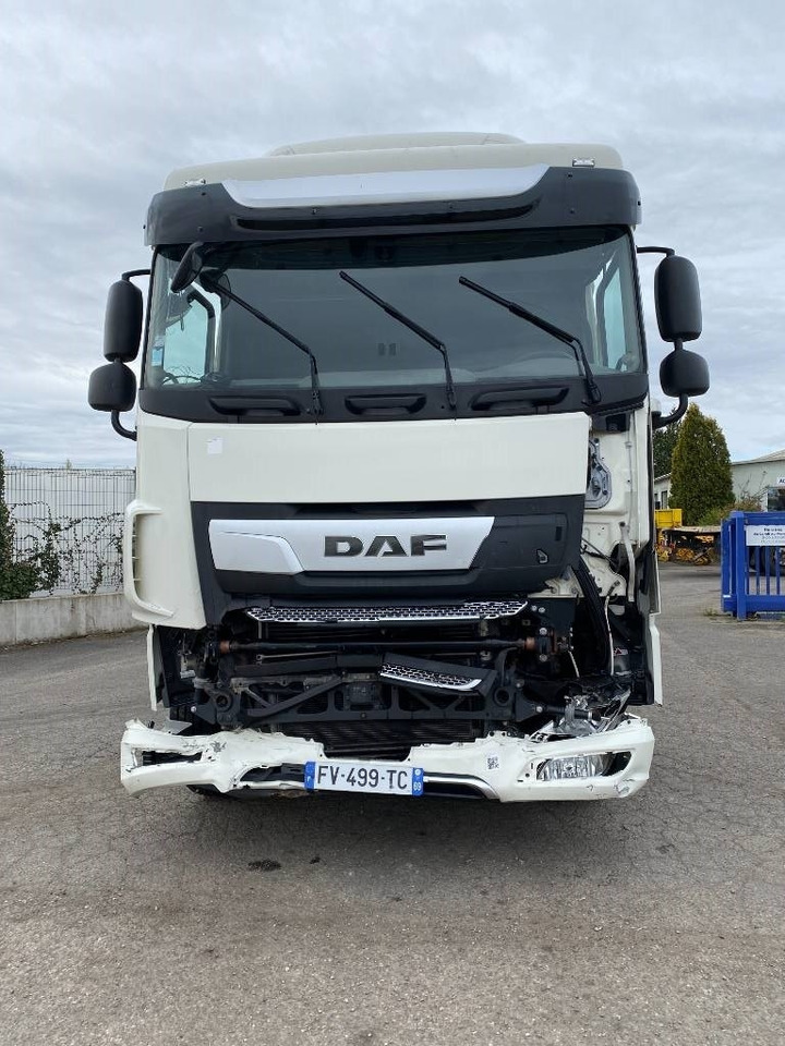DAF XF 480 FT SPACE/CAB Carte Grise Françaises - Nyergesvontató: 2 kép. DAF XF 480 FT SPACE/CAB Carte Grise Françaises - Nyergesvontató: 2 kép.