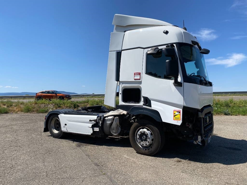 Renault T480-Dti13 / RETARDER Carte Grise Française - Nyergesvontató: 3 kép. Renault T480-Dti13 / RETARDER Carte Grise Française - Nyergesvontató: 3 kép.