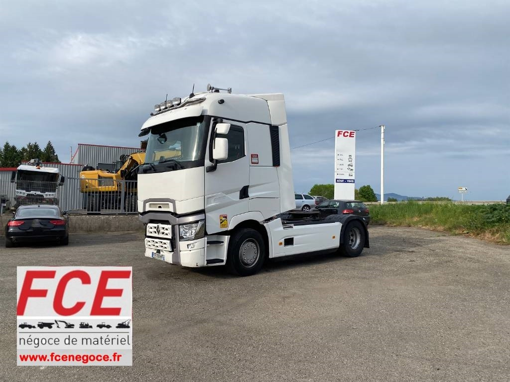 Renault T480High DTI13 / Retarder endommagé - Nyergesvontató: 1 kép. Renault T480High DTI13 / Retarder endommagé - Nyergesvontató: 1 kép.