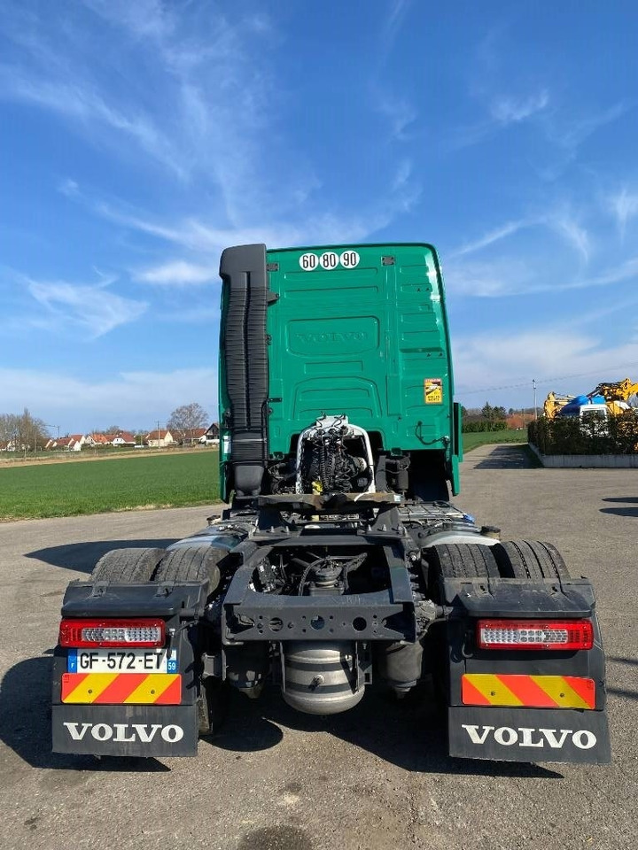 Volvo FH 500 I-save GLOBETROTTER 1er Main endommagé - Nyergesvontató: 5 kép. Volvo FH 500 I-save GLOBETROTTER 1er Main endommagé - Nyergesvontató: 5 kép.