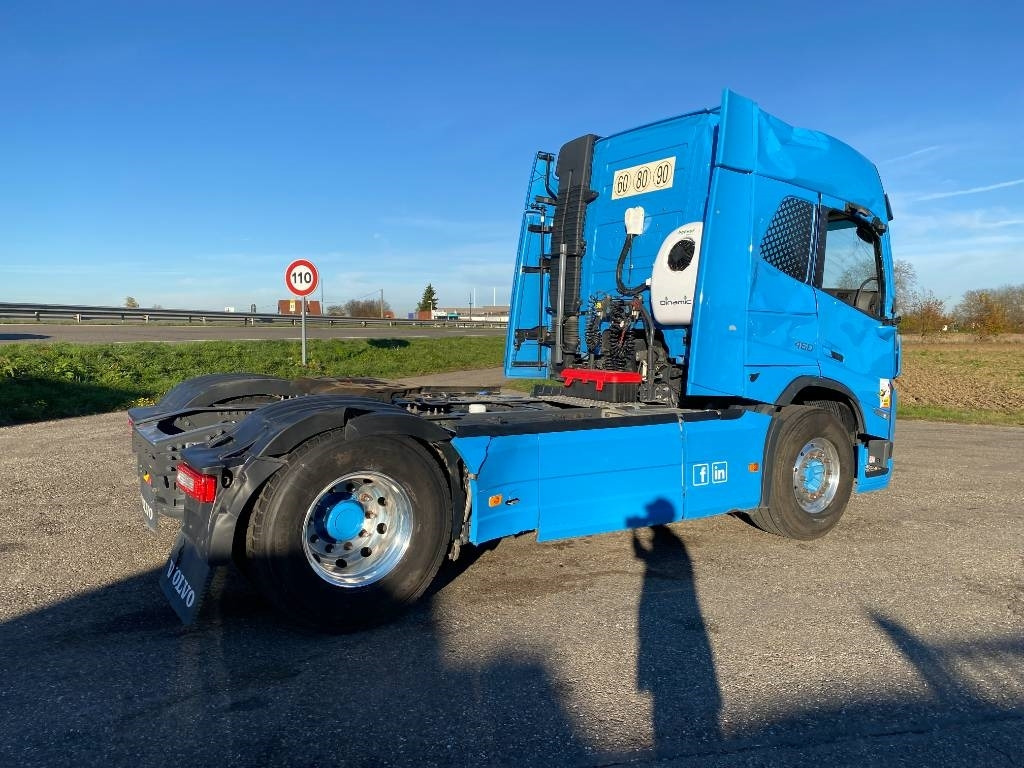 Volvo FM 460 / 1er Main endommagé - Nyergesvontató: 4 kép. Volvo FM 460 / 1er Main endommagé - Nyergesvontató: 4 kép.