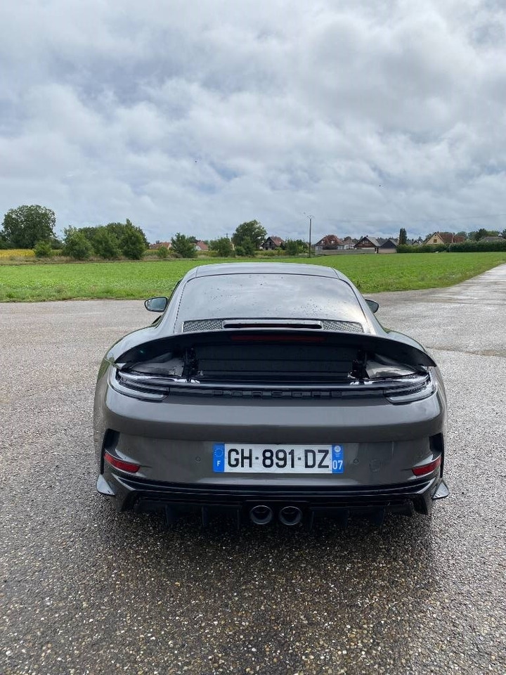 Porsche 911/ 992 - 4.0i GT3 Pack Touring 1er Main - Autó: 5 kép. Porsche 911/ 992 - 4.0i GT3 Pack Touring 1er Main - Autó: 5 kép.