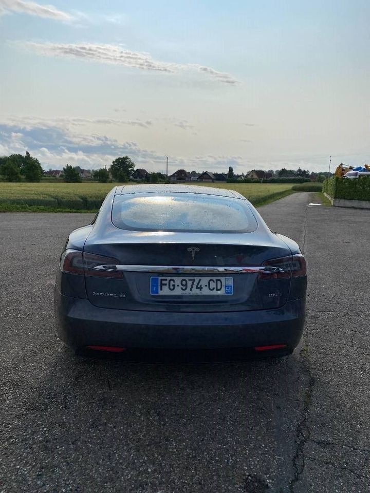 Tesla MODEL S 100D Carte Grise Française endommagée - Autó: 5 kép. Tesla MODEL S 100D Carte Grise Française endommagée - Autó: 5 kép.
