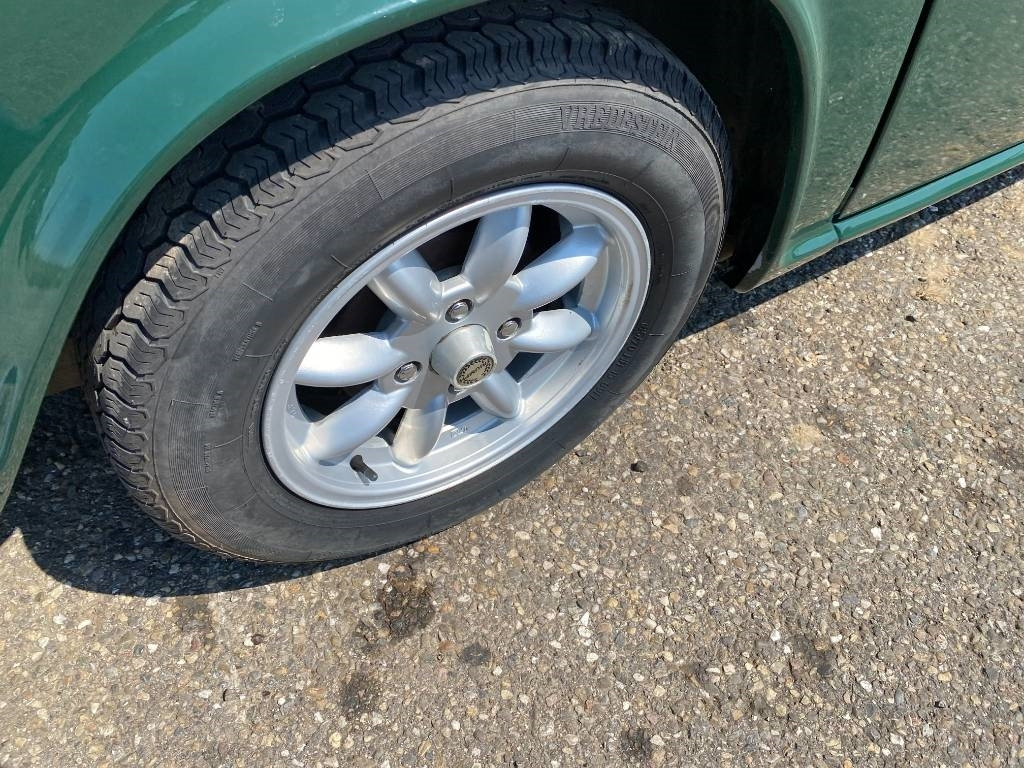 Autó Triumph TR4-A + Hard Top / OldTimer endommagé: 40 kép.