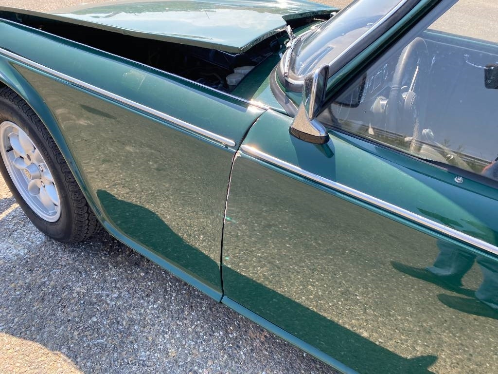 Autó Triumph TR4-A + Hard Top / OldTimer endommagé: 25 kép.