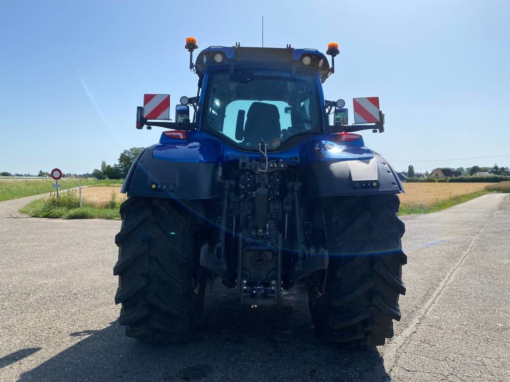 Valtra Q 285 Carte Grise Française 1er Main endommagé - Traktor: 5 kép. Valtra Q 285 Carte Grise Française 1er Main endommagé - Traktor: 5 kép.