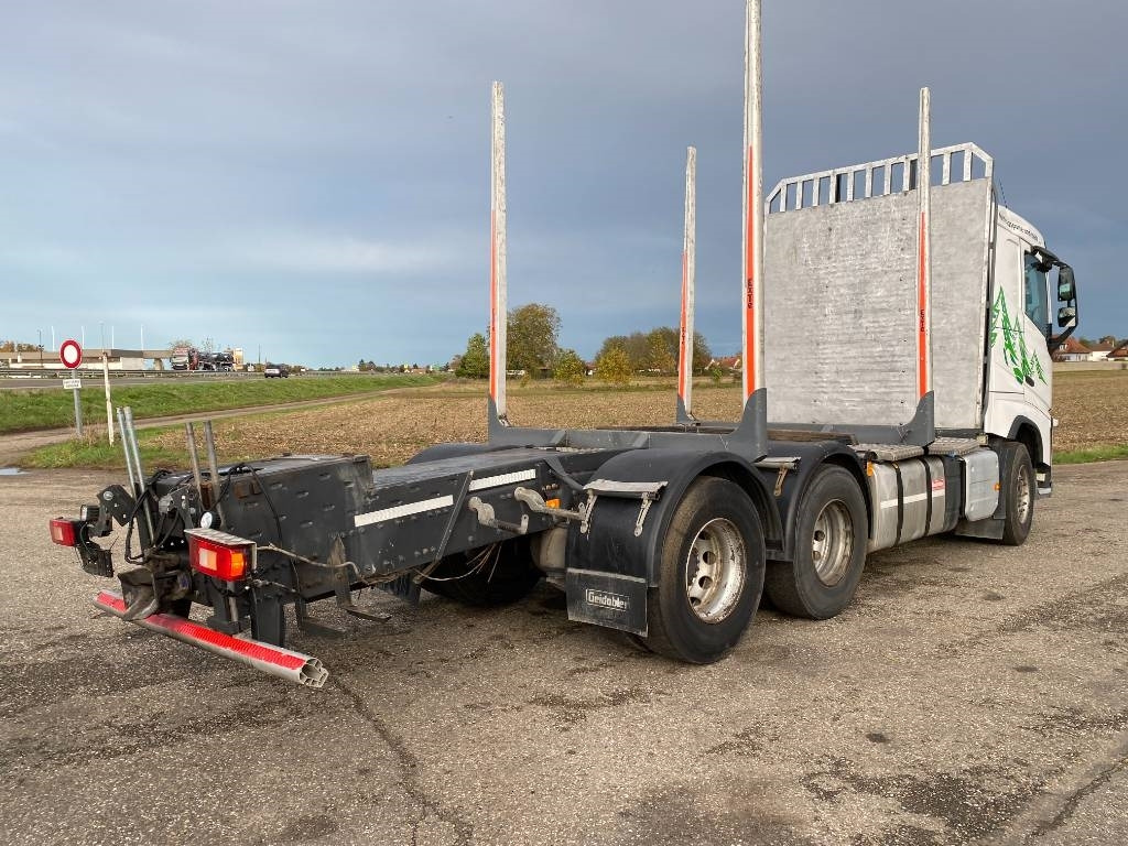 Volvo FH 460 6x4 /E6 VEB - Rönkszállító teherautó: 4 kép. Volvo FH 460 6x4 /E6 VEB - Rönkszállító teherautó: 4 kép.
