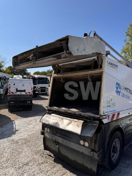 Utcaseprő gép Bucher Schoerling CITYCAT 5006: 7 kép.