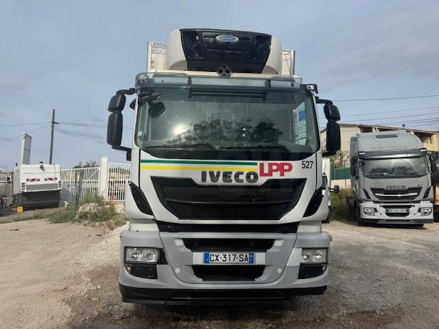 Iveco STRALIS 360 EEV FRIGO HAYON CARRIER - Hűtős teherautó: 3 kép. Iveco STRALIS 360 EEV FRIGO HAYON CARRIER - Hűtős teherautó: 3 kép.