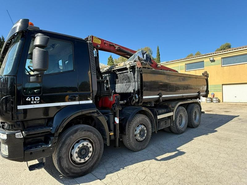 Iveco TRAKKER 410 EEV BI-BENNE GRUE MARREL 8X4 - Billenőplatós teherautó: 2 kép. Iveco TRAKKER 410 EEV BI-BENNE GRUE MARREL 8X4 - Billenőplatós teherautó: 2 kép.
