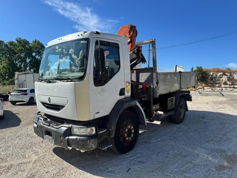 Renault Midlum 210 - Billenőplatós teherautó: 1 kép. Renault Midlum 210 - Billenőplatós teherautó: 1 kép.