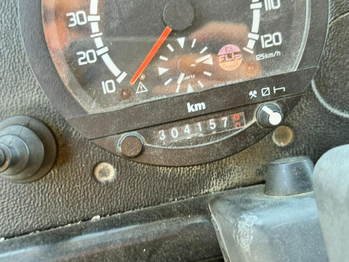 Renault S170 4X4 INTERCOOLER TURBO - Billenőplatós teherautó: 5 kép. Renault S170 4X4 INTERCOOLER TURBO - Billenőplatós teherautó: 5 kép.