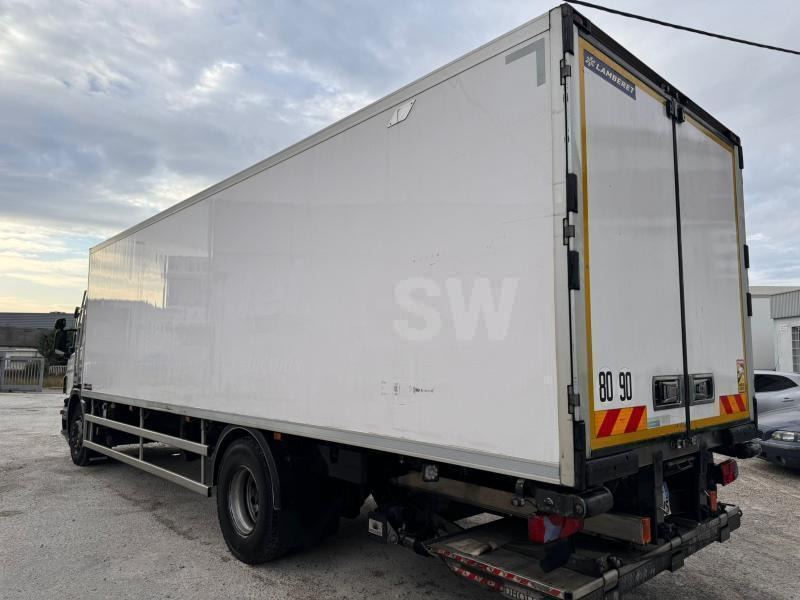 Scania P 250 - Hűtős teherautó: 5 kép. Scania P 250 - Hűtős teherautó: 5 kép.