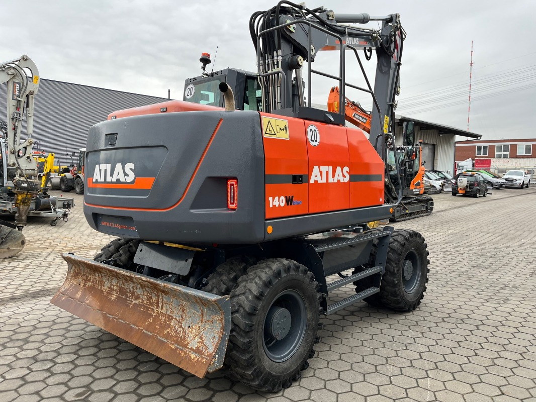 Atlas 140W-BLUE - Autódaru: 3 kép. Atlas 140W-BLUE - Autódaru: 3 kép.