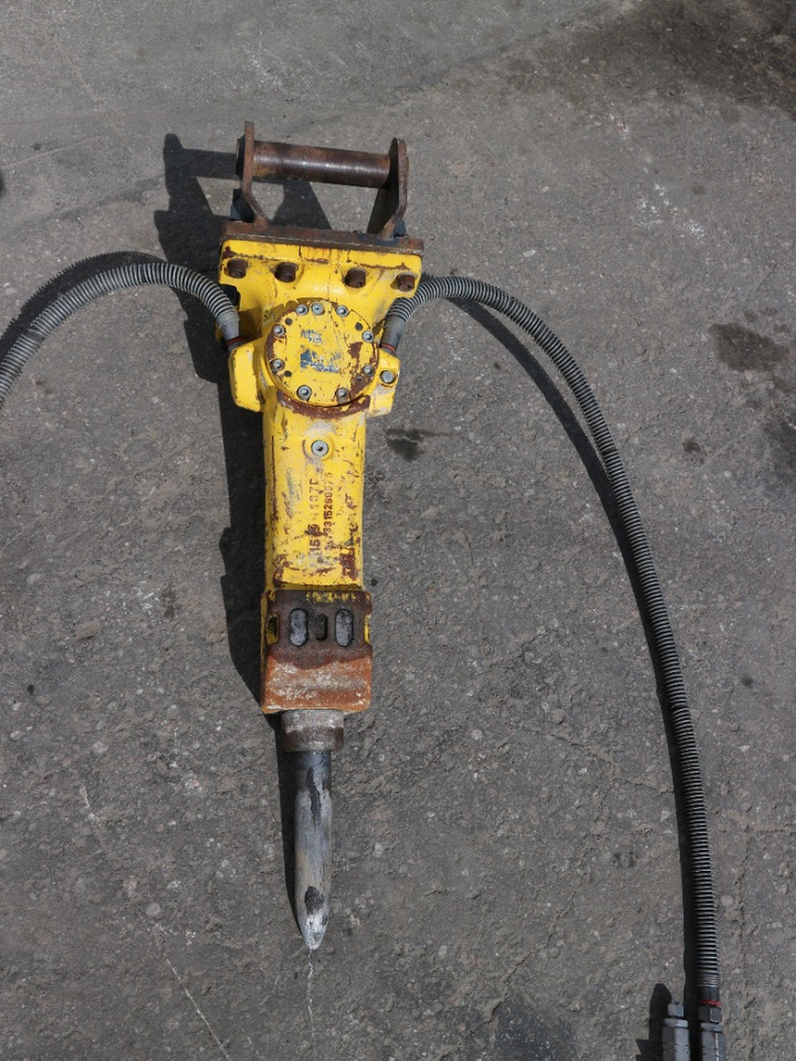 Atlas Copco SB152 - Hidraulikus törőfej: 2 kép. Atlas Copco SB152 - Hidraulikus törőfej: 2 kép.