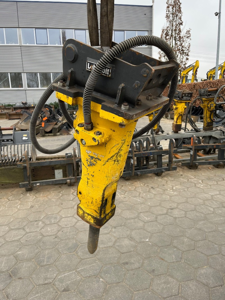 Atlas Copco SB202 - Hidraulikus törőfej: 3 kép. Atlas Copco SB202 - Hidraulikus törőfej: 3 kép.