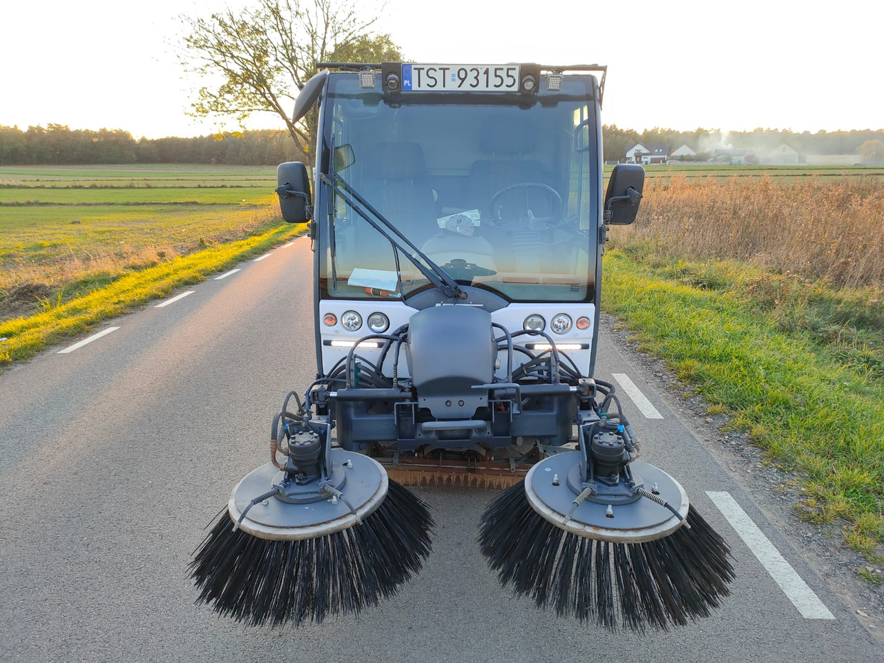 HAKO CITYMASTER 2200 - Többcélú/ Speciális jármű: 4 kép. HAKO CITYMASTER 2200 - Többcélú/ Speciális jármű: 4 kép.