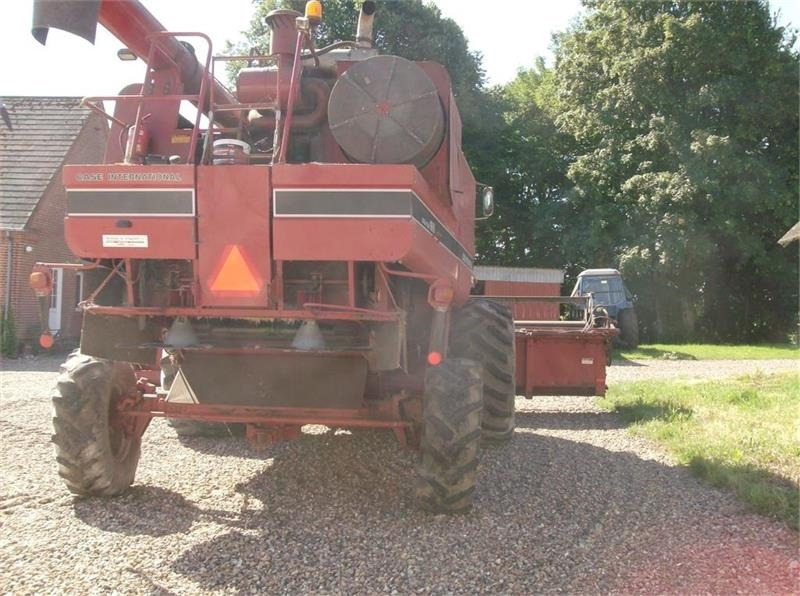 Case IH 1680 E 22 fod skærebord og ekstra bredde hjul - Kombájn: 4 kép. Case IH 1680 E 22 fod skærebord og ekstra bredde hjul - Kombájn: 4 kép.