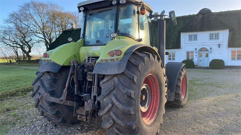 Claas AXION 830 CEBIS - Traktor: 5 kép. Claas AXION 830 CEBIS - Traktor: 5 kép.