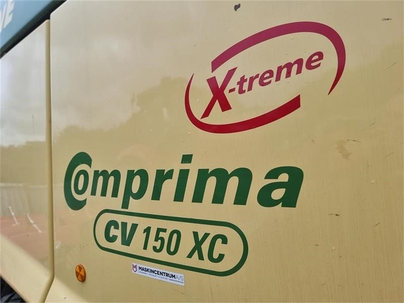 Krone CV 150 XC Extreme Comprima X-treme - Bálázó: 2 kép. Krone CV 150 XC Extreme Comprima X-treme - Bálázó: 2 kép.