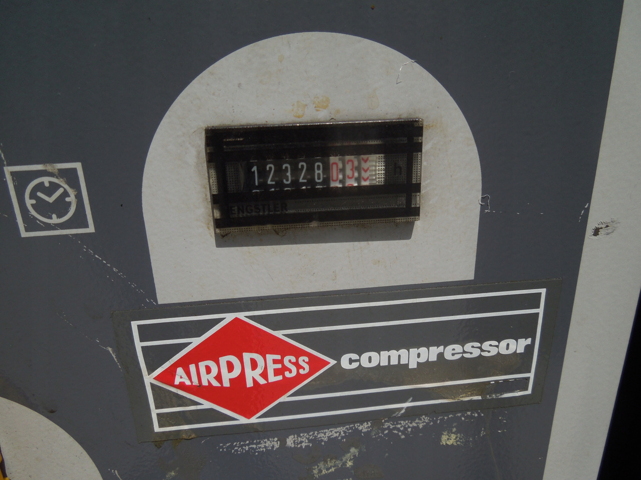 AIRPRESS APS7,5 - Légkompresszor: 4 kép. AIRPRESS APS7,5 - Légkompresszor: 4 kép.