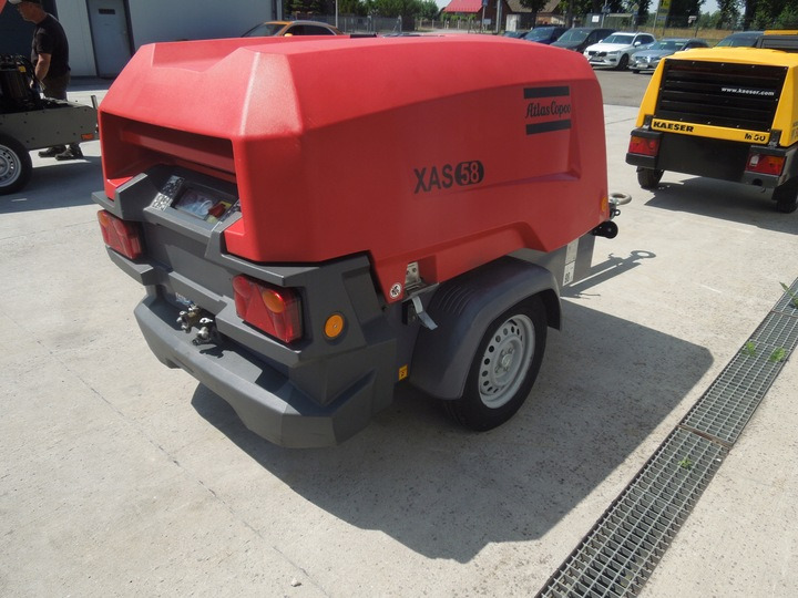 Atlas Copco XAS58 - Légkompresszor: 4 kép. Atlas Copco XAS58 - Légkompresszor: 4 kép.
