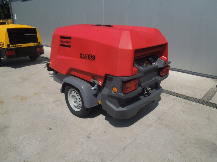 Atlas Copco XAS58 - Légkompresszor: 3 kép. Atlas Copco XAS58 - Légkompresszor: 3 kép.