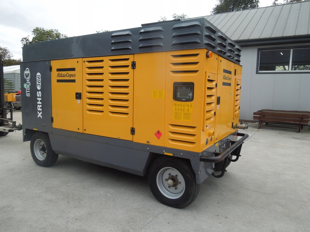 Atlas Copco XRHS366 - Légkompresszor: 4 kép. Atlas Copco XRHS366 - Légkompresszor: 4 kép.