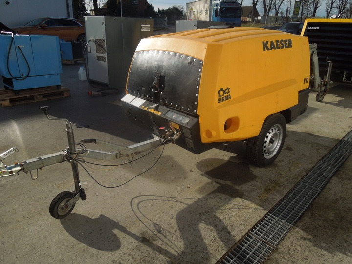 KAESER M43 - Légkompresszor: 4 kép. KAESER M43 - Légkompresszor: 4 kép.
