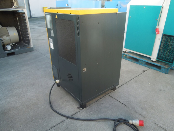 KAESER SK25 SFC - Légkompresszor: 2 kép. KAESER SK25 SFC - Légkompresszor: 2 kép.