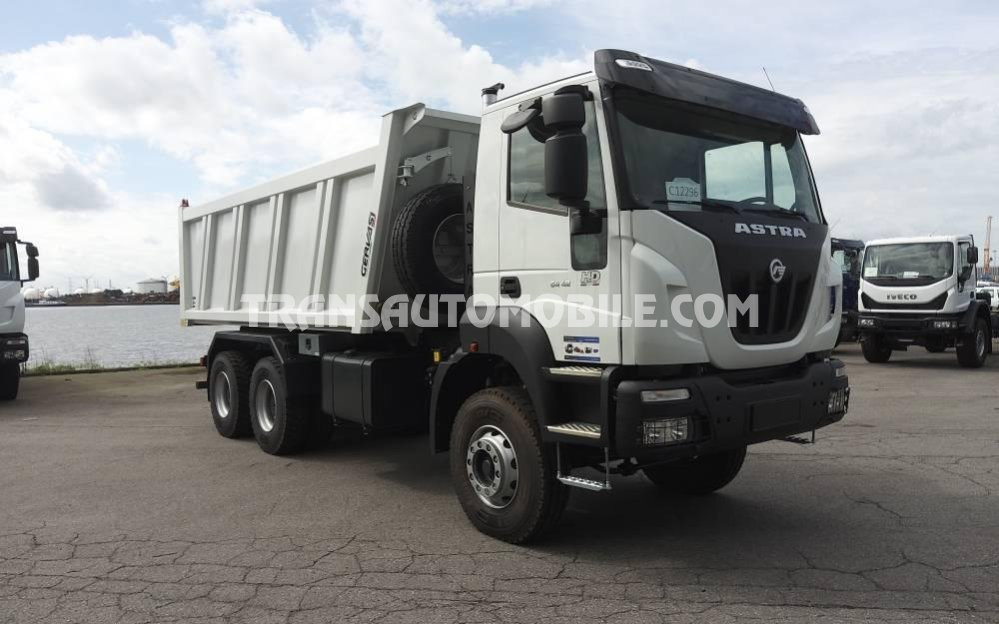 Iveco Astra HD9 64.42 12.9L TURBO DIESEL black engine hood 4100 mm WB heavy duty chassis cab 6x4 Benne/Tipper 20m³ - EXPORT OUT EU - Billenőplatós teherautó: 1 kép. Iveco Astra HD9 64.42 12.9L TURBO DIESEL black engine hood 4100 mm WB heavy duty chassis cab 6x4 Benne/Tipper 20m³ - EXPORT OUT EU - Billenőplatós teherautó: 1 kép.