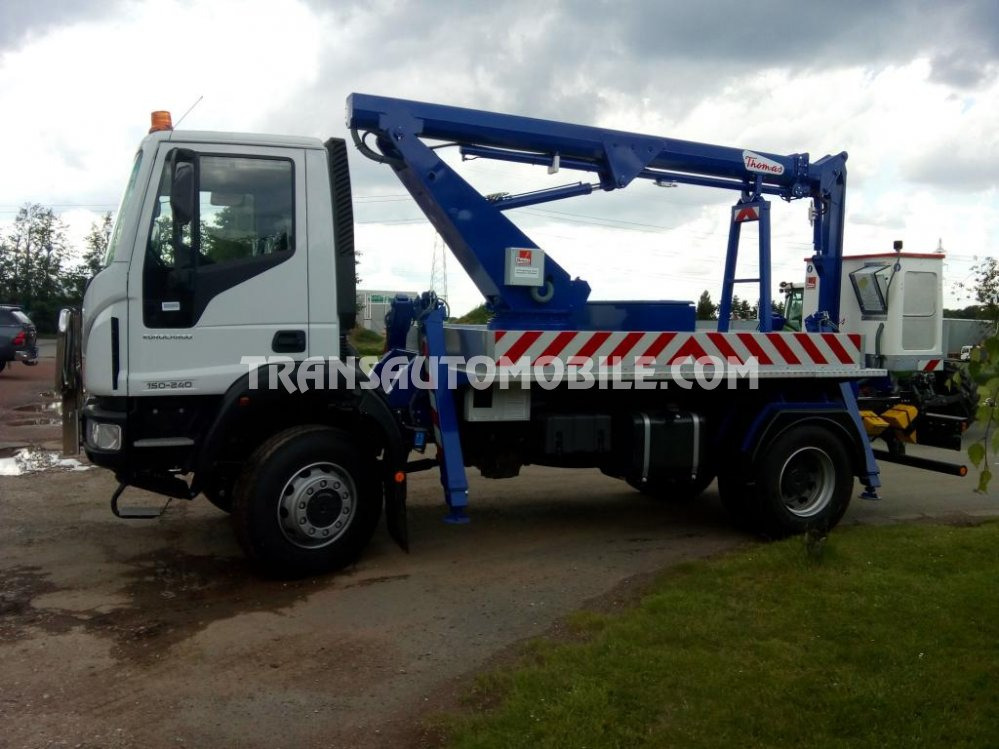 Iveco Eurocargo ML150E24W 5.9L Diesel NACELLE - 4x4 - Emelőkosaras teherautó: 4 kép. Iveco Eurocargo ML150E24W 5.9L Diesel NACELLE - 4x4 - Emelőkosaras teherautó: 4 kép.