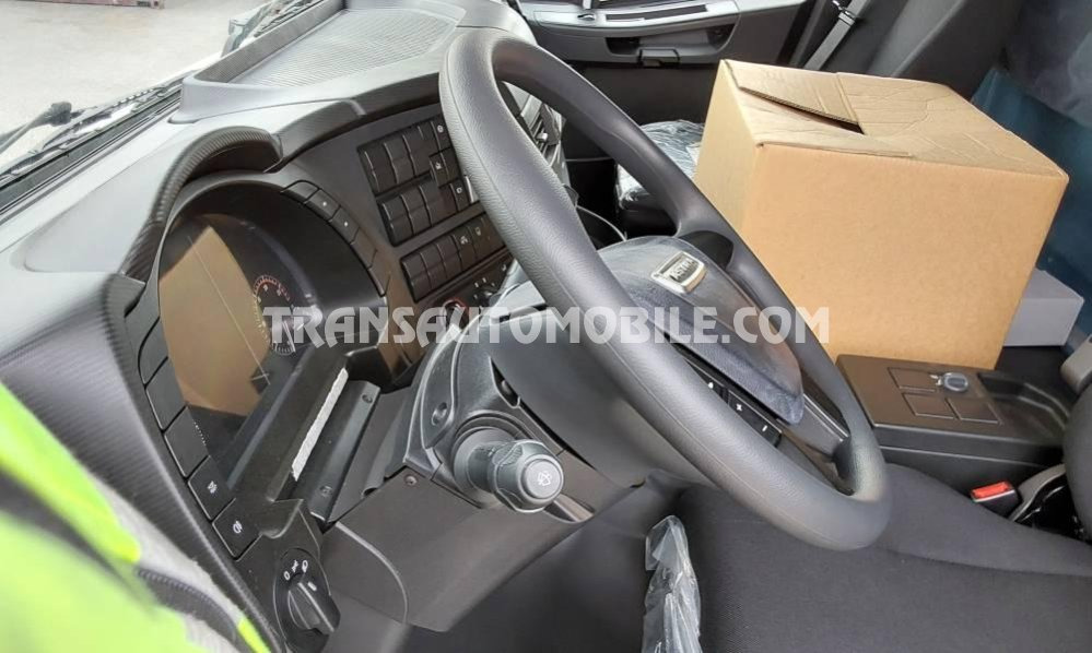 Új Nyergesvontató Iveco Astra HD9 64.44T 12.9L DIESEL: 7 kép. Új Nyergesvontató Iveco Astra HD9 64.44T 12.9L DIESEL: 7 kép.