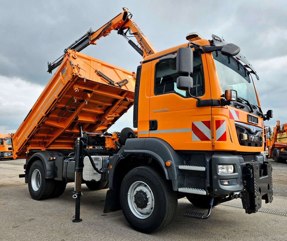 MAN TGM 18.290 4x4 Atlas 75.2 Kran Funk Euro6 - Billenőplatós teherautó, Darus autó: 1 kép. MAN TGM 18.290 4x4 Atlas 75.2 Kran Funk Euro6 - Billenőplatós teherautó, Darus autó: 1 kép.