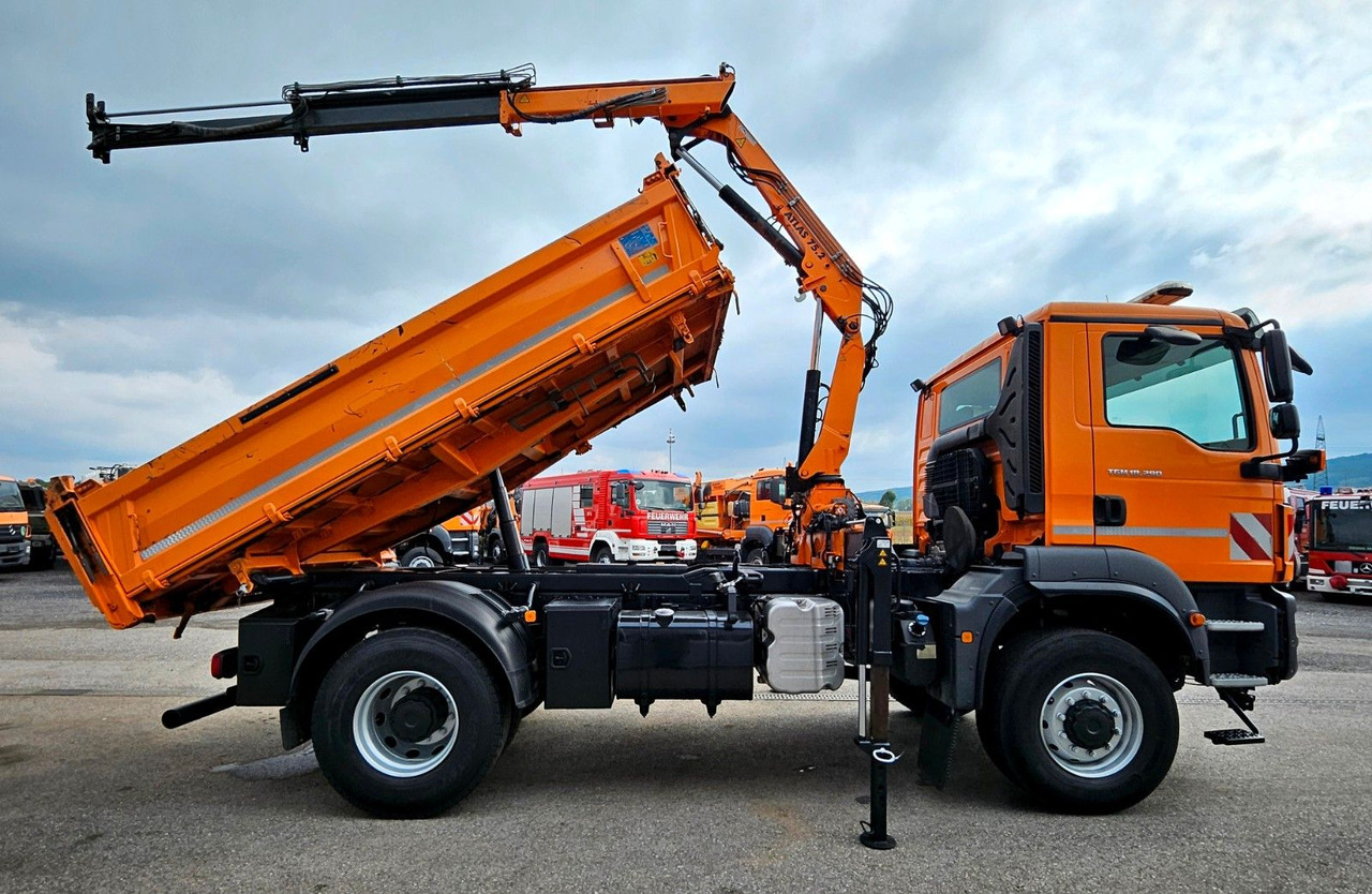 MAN TGM 18.290 4x4 Atlas 75.2 Kran Funk Euro6 - Billenőplatós teherautó, Darus autó: 2 kép. MAN TGM 18.290 4x4 Atlas 75.2 Kran Funk Euro6 - Billenőplatós teherautó, Darus autó: 2 kép.