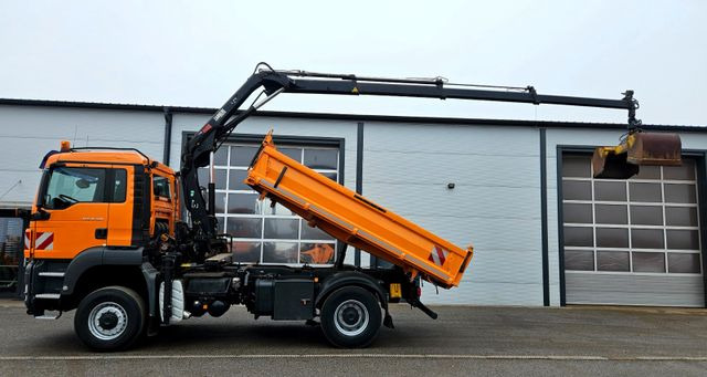 MAN TGS 18.320 4x4 BL HIAB 099-BS3 Funk Kran Euro5 - Billenőplatós teherautó, Darus autó: 3 kép. MAN TGS 18.320 4x4 BL HIAB 099-BS3 Funk Kran Euro5 - Billenőplatós teherautó, Darus autó: 3 kép.