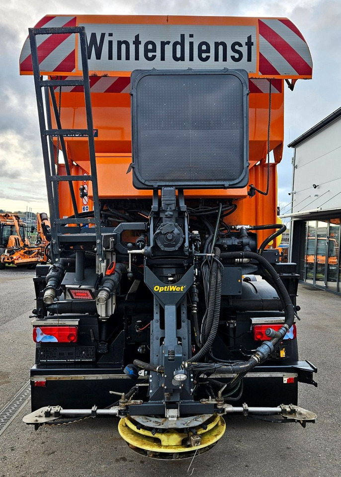 MAN TGS 35.440 8x4 BL Euro6 Winterdienst Streuer - Billenőplatós teherautó: 4 kép. MAN TGS 35.440 8x4 BL Euro6 Winterdienst Streuer - Billenőplatós teherautó: 4 kép.