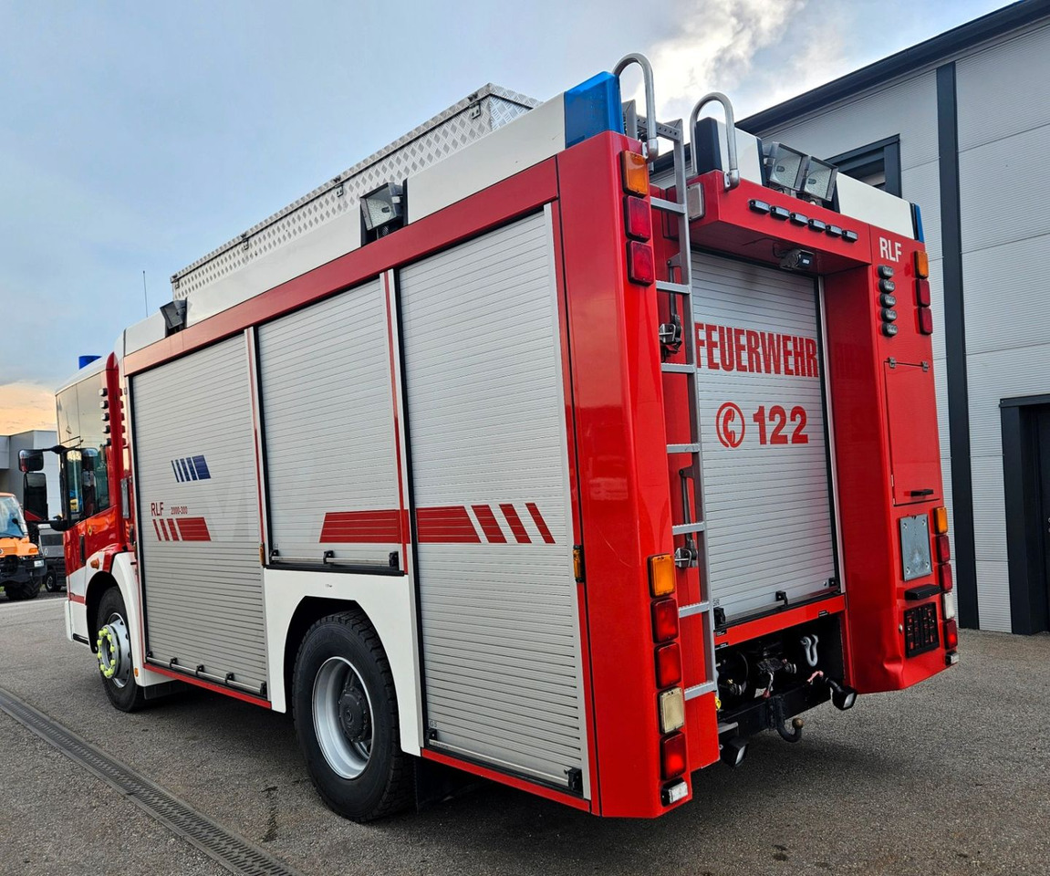 Mercedes-Benz 1829 Feuerwehr Ziegler RLF 2000/300 TLF Winde - Tűzoltóautó: 3 kép. Mercedes-Benz 1829 Feuerwehr Ziegler RLF 2000/300 TLF Winde - Tűzoltóautó: 3 kép.