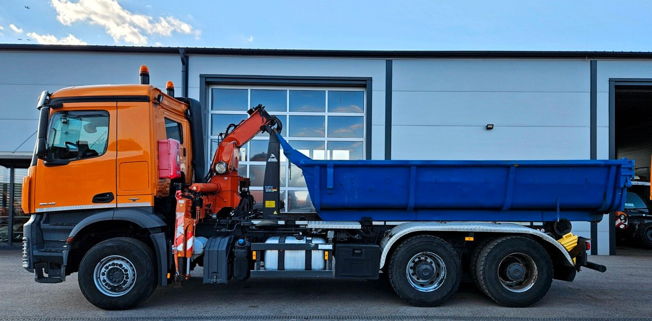 Mercedes-Benz AROCS 2645 6x4 Kran Atlas 240.2E A4 - Horgos rakodó teherautó, Darus autó: 2 kép. Mercedes-Benz AROCS 2645 6x4 Kran Atlas 240.2E A4 - Horgos rakodó teherautó, Darus autó: 2 kép.