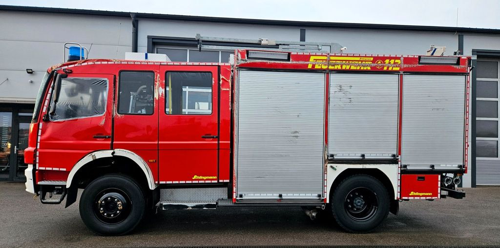 Mercedes-Benz Atego 1529 4x4 Feuerwehr Schlingmann LF20 - Tűzoltóautó: 4 kép. Mercedes-Benz Atego 1529 4x4 Feuerwehr Schlingmann LF20 - Tűzoltóautó: 4 kép.