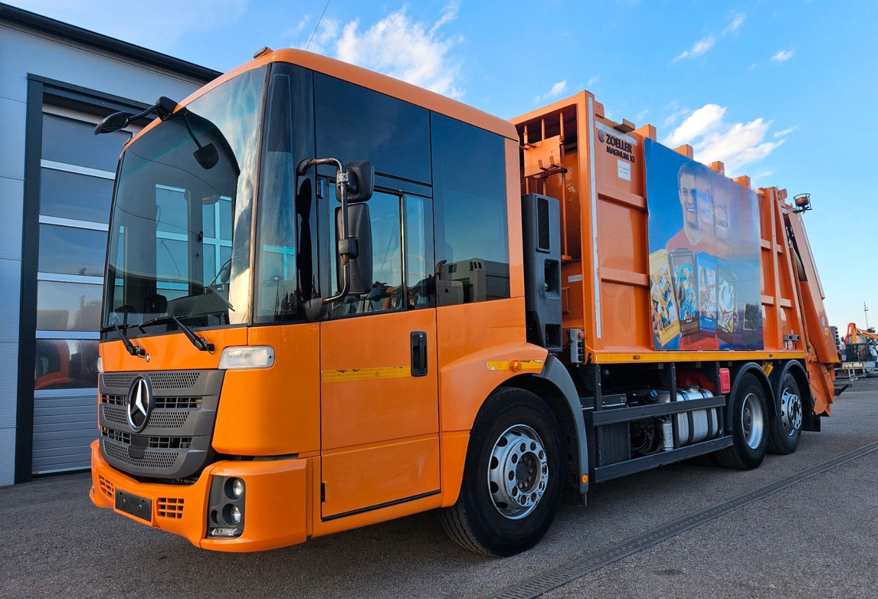 Mercedes-Benz Econic 2630 ZOELLER Magnum X1 Variopress Euro6 - Szemetesautó: 1 kép. Mercedes-Benz Econic 2630 ZOELLER Magnum X1 Variopress Euro6 - Szemetesautó: 1 kép.