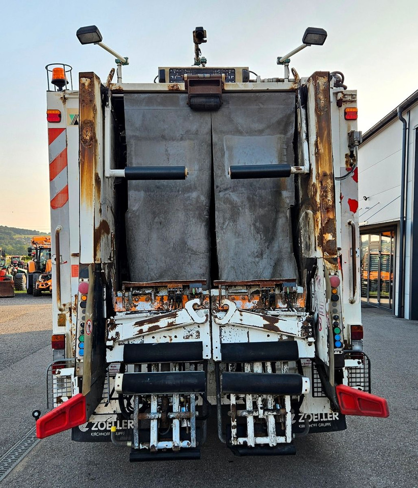 Scania P320 Euro6 Zoeller Medium X2C21 Variopress - Szemetesautó: 4 kép. Scania P320 Euro6 Zoeller Medium X2C21 Variopress - Szemetesautó: 4 kép.