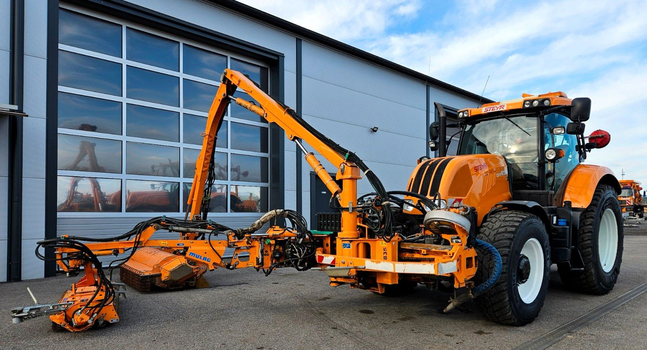 Kommunális traktor Steyr CVT 6130 Mulag MKM700 Mähkombination Kommunal: 8 kép.